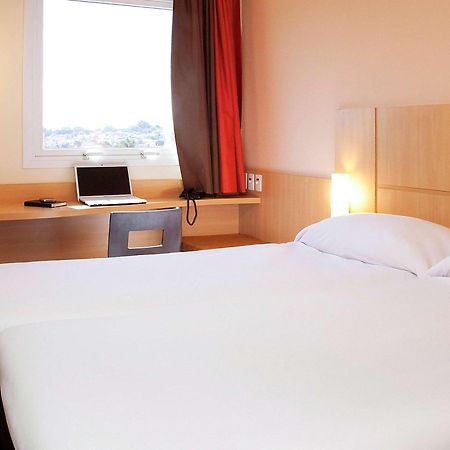 Ibis Ourinhos Hotel Kültér fotó