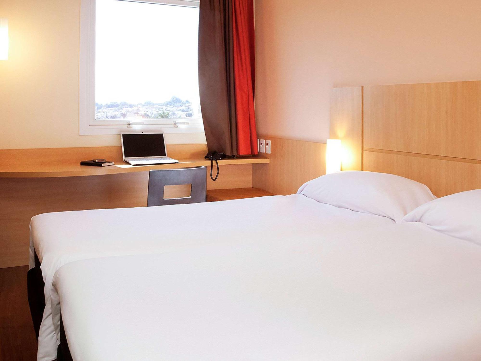 Ibis Ourinhos Hotel Kültér fotó