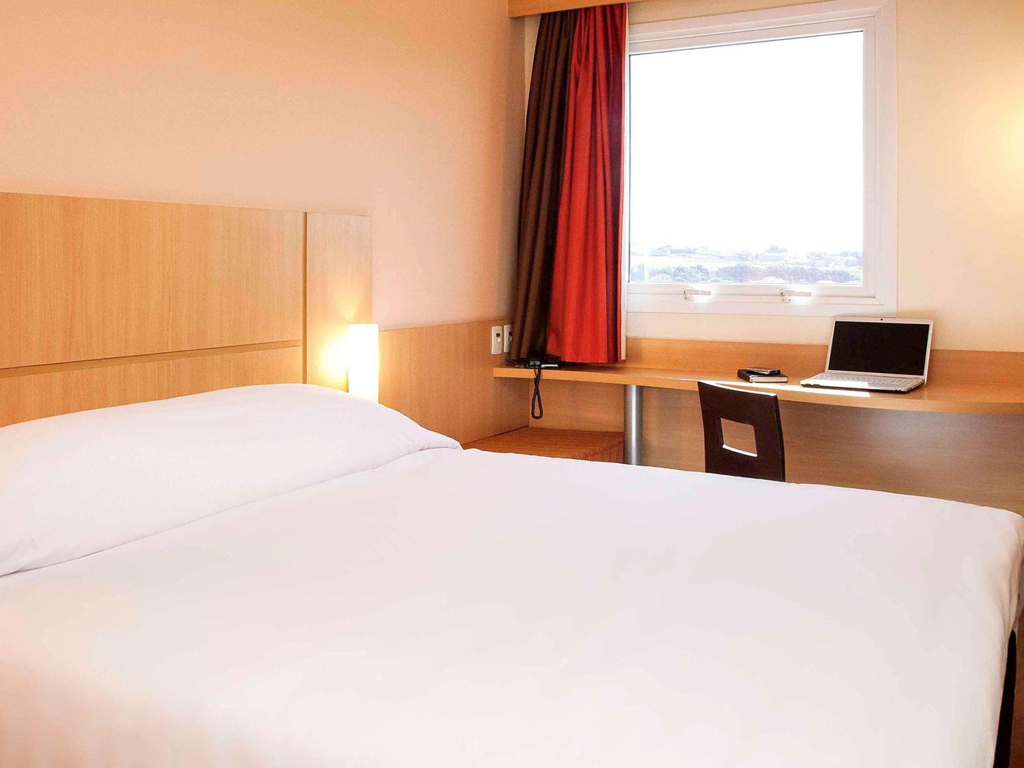 Ibis Ourinhos Hotel Kültér fotó