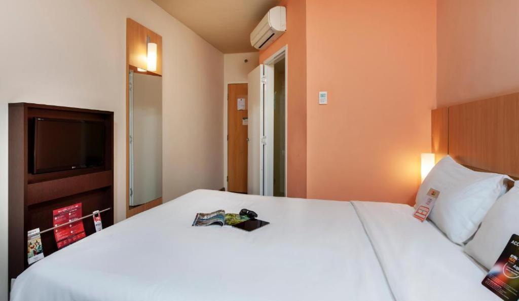 Ibis Ourinhos Hotel Kültér fotó