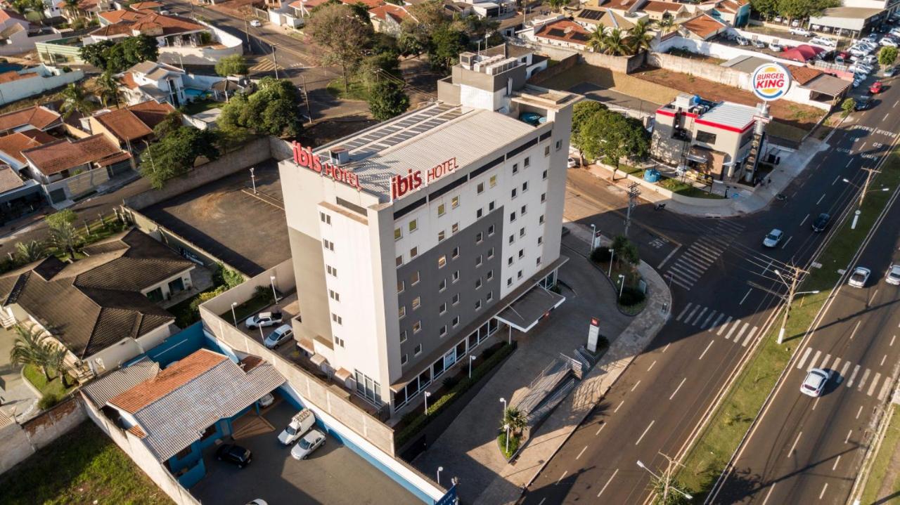 Ibis Ourinhos Hotel Kültér fotó